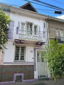 Sobrado com 2 Quartos à venda, 123m² no Floresta, Porto Alegre