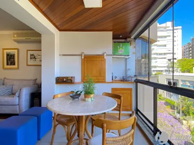 Apartamento com 3 Quartos à venda, 140m² no Rio Branco, Porto Alegre