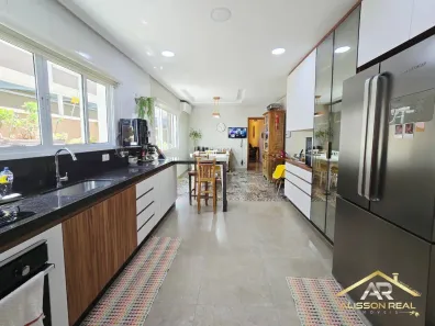 Sobrado com 4 Quartos à venda, 232m² no Umuarama, Osasco