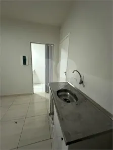 Apartamento para alugar, 22m² no Chácara Seis de Outubro, São Paulo