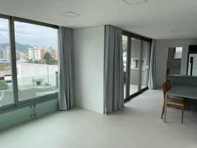 Apartamento com 3 Quartos para venda ou aluguel, 110m² no Agronômica, Florianópolis