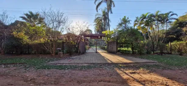 Fazenda/Sítio com 2 Quartos à venda, 212m² no Chácara Flora Araraquara, Araraquara