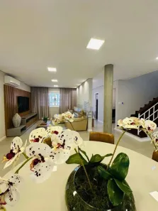 Casa de Condomínio com 3 Quartos para alugar, 325m² no Vila Aviação, Bauru