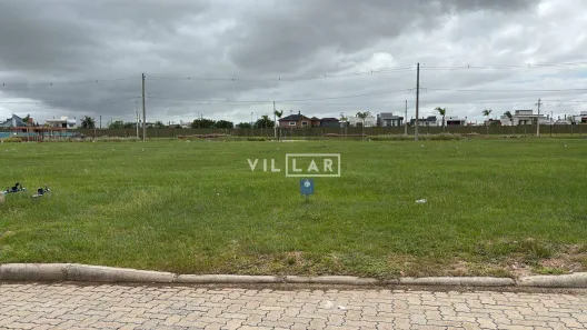 Lote/Terreno à venda, 302m² no Laranjal, Pelotas