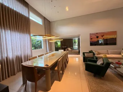 Casa de Condomínio com 4 Quartos à venda, 441m² no Morada da Colina, Uberlândia