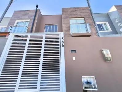 Sobrado com 3 Quartos à venda, 112m² no Nova Esperança, Balneário Camboriú