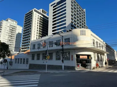 Apartamento com 2 Quartos à venda, 71m² no Centro, Florianópolis