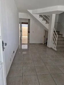 Casa de Condomínio com 2 Quartos à venda, 55m² no Jardim Adriana, Guarulhos