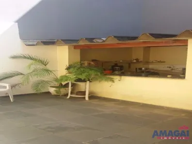 Casa com 4 Quartos à venda, 150m² no Centro, Jacareí