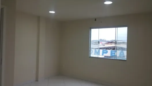 Ponto Comercial para alugar, 28m² no Lote XV, Belford Roxo