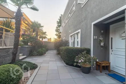 Casa de Condomínio com 3 Quartos à venda, 357m² no Vila Jardim, Porto Alegre