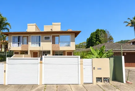 Casa com 2 Quartos à venda, 155m² no Lagoa da Conceição, Florianópolis