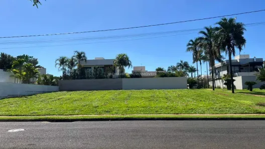 Lote/Terreno à venda, 888m² no Recreio dos Bandeirantes, Uberaba