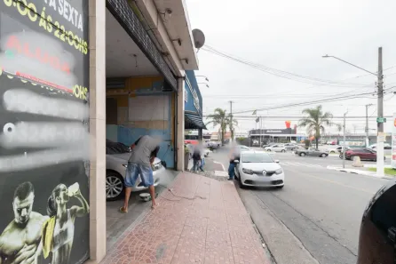Ponto Comercial para alugar, 200m² no Jardim dos Ipês, São Paulo