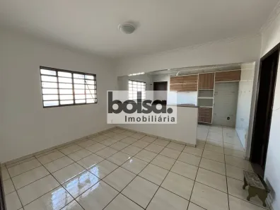 Sobrado com 4 Quartos à venda, 482m² no Jardim Bela Vista, Bauru
