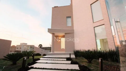 Casa de Condomínio com 3 Quartos à venda, 364m² no Butiatuvinha, Curitiba