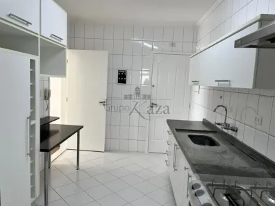 Apartamento com 3 Quartos para alugar, 105m² no Parque Residencial Aquarius, São José dos Campos