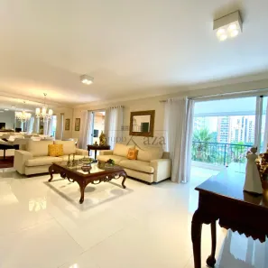 Apartamento com 3 Quartos à venda, 216m² no Parque Colonial, São Paulo