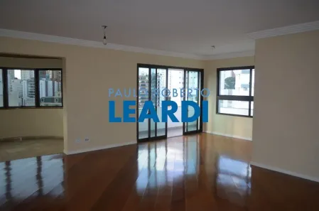 Apartamento com 4 Quartos para alugar, 212m² no Vila Morumbi, São Paulo