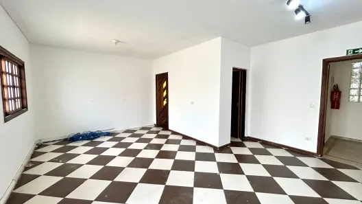 Casa com 5 Quartos para alugar, 400m² no Vila Miriam, Guarulhos