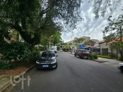 Casa com 2 Quartos à venda, 300m² no Jardim Botânico, Porto Alegre