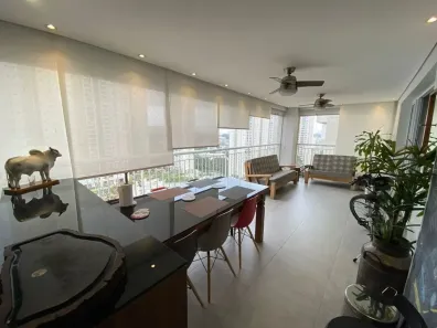 Apartamento com 3 Quartos à venda, 171m² no Jardim Arpoador, São Paulo