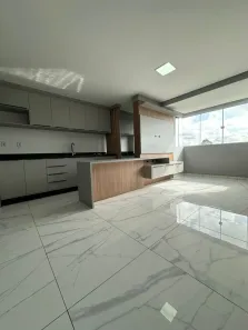 Apartamento com 2 Quartos para alugar, 65m² no Floresta, Joinville