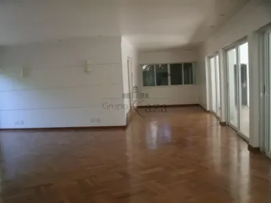 Sobrado com 5 Quartos à venda, 850m² no Jardim América, São Paulo