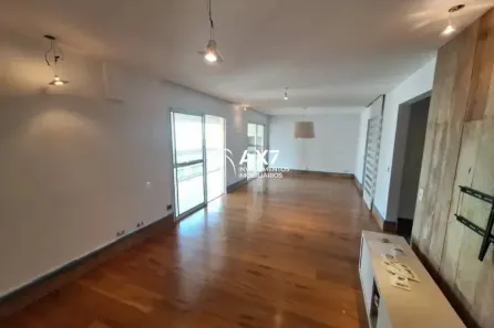 Apartamento com 3 Quartos para alugar, 140m² no Vila Olímpia, São Paulo