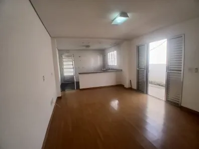Casa com 2 Quartos para alugar, 55m² no Jardim Sabará, São Paulo