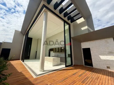 Casa de Condomínio com 4 Quartos à venda, 250m² no Residencial Goiânia Golfe Clube, Goiânia