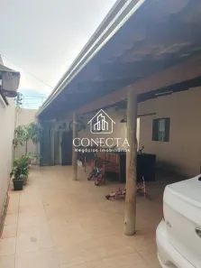 Casa com 3 Quartos à venda, 158m² no Chácaras Tubalina e Quartel, Uberlândia