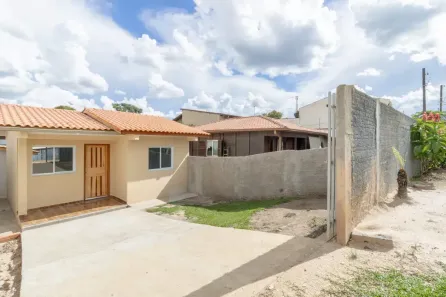 Casa com 2 Quartos para alugar, 34m² no Santa Felicidade, Curitiba