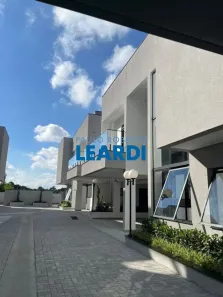 Casa com 4 Quartos à venda, 370m² no Jardim Prudência, São Paulo