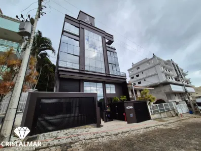 Apartamento com 2 Quartos à venda, 86m² no Centro, Bombinhas