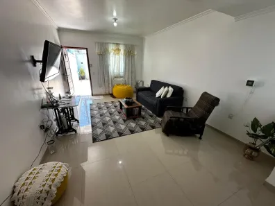 Casa com 3 Quartos à venda, 210m² no Lagoa, Macaé
