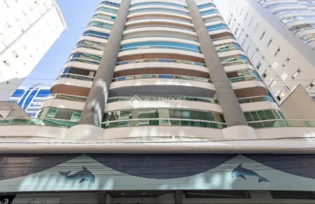 Apartamento com 4 Quartos para alugar, 200m² no Meia Praia, Itapema