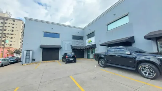 Sala Comercial para alugar, 107m² no Estação, Franca