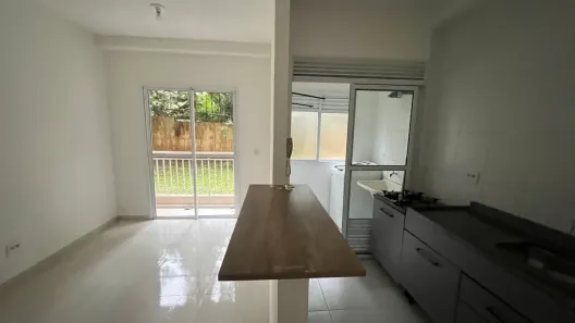 Apartamento com 2 Quartos para alugar, 48m² no Jardim Marilu, Carapicuíba