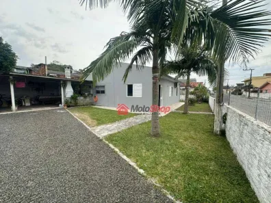Casa com 3 Quartos à venda, 130m² no Coloninha, Araranguá