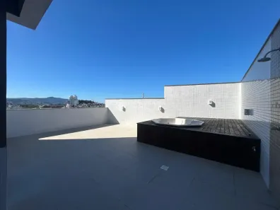 Apartamento com 3 Quartos à venda, 131m² no Capoeiras, Florianópolis