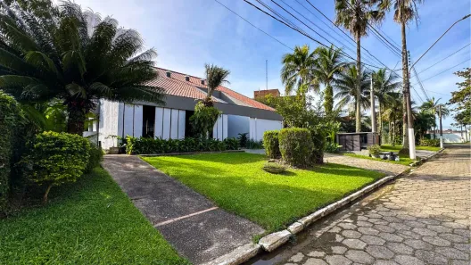 Casa com 5 Quartos à venda, 400m² no Enseada, Guarujá