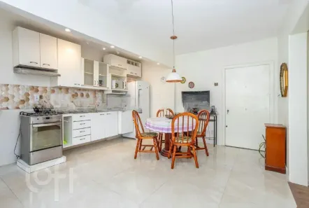 Apartamento com 2 Quartos à venda, 55m² no Petrópolis, Porto Alegre