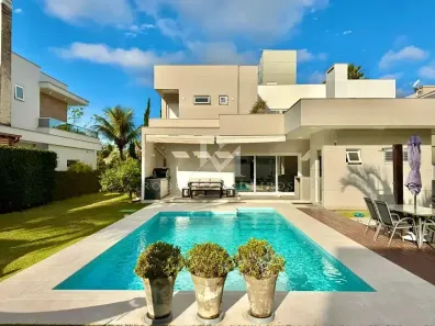 Casa com 3 Quartos à venda, 320m² no Jurerê Internacional, Florianópolis