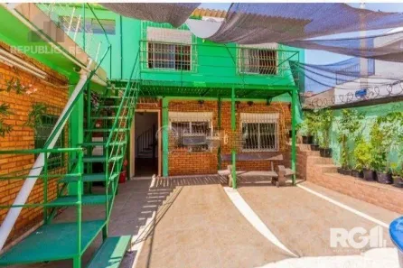 Casa com 3 Quartos à venda, 250m² no Passo da Areia, Porto Alegre