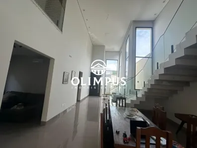 Casa com 3 Quartos à venda, 500m² no Jardim Inconfidência, Uberlândia