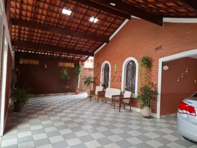 Casa com 5 Quartos à venda, 206m² no Vila Tesouro, São José dos Campos