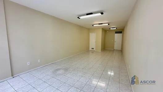 Sala Comercial à venda, 39m² no Centro, Florianópolis