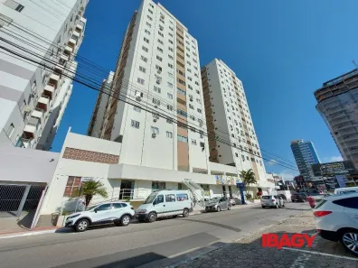 Apartamento com 2 Quartos para alugar, 58m² no Campinas, São José