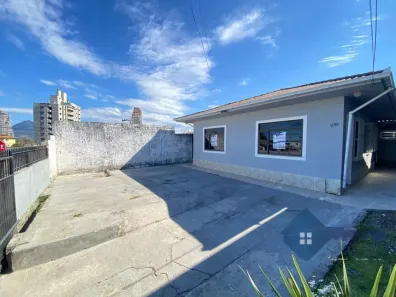 Casa com 2 Quartos para alugar, 80m² no Passa Vinte, Palhoça